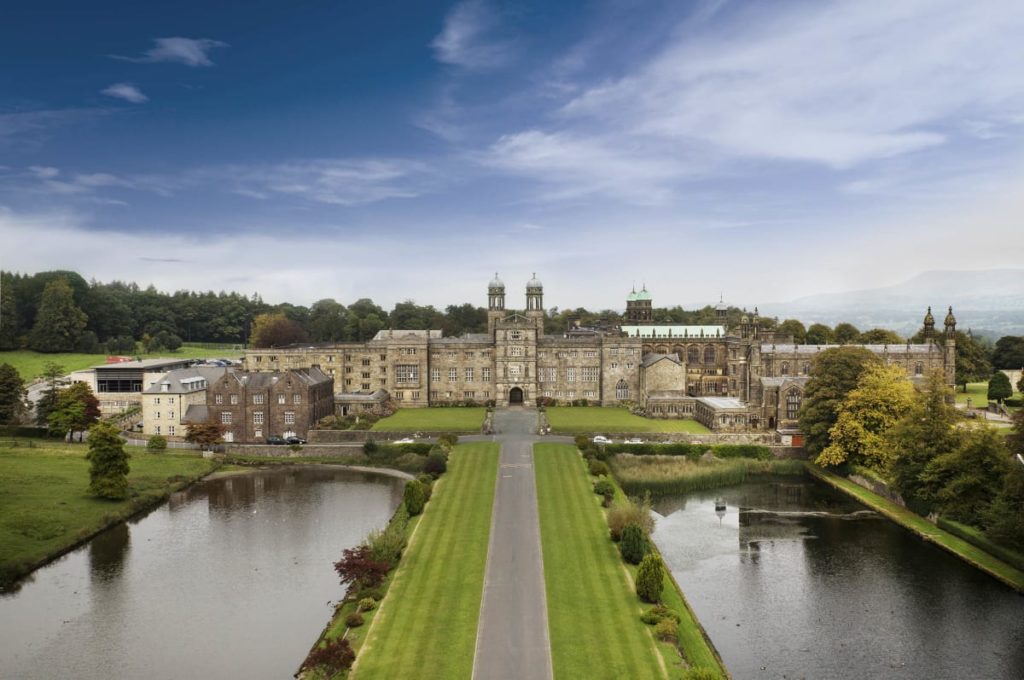 Internat in England – Boarding Schools & Privatschulen in UK 35 Englische Internate – Stonyhurst College