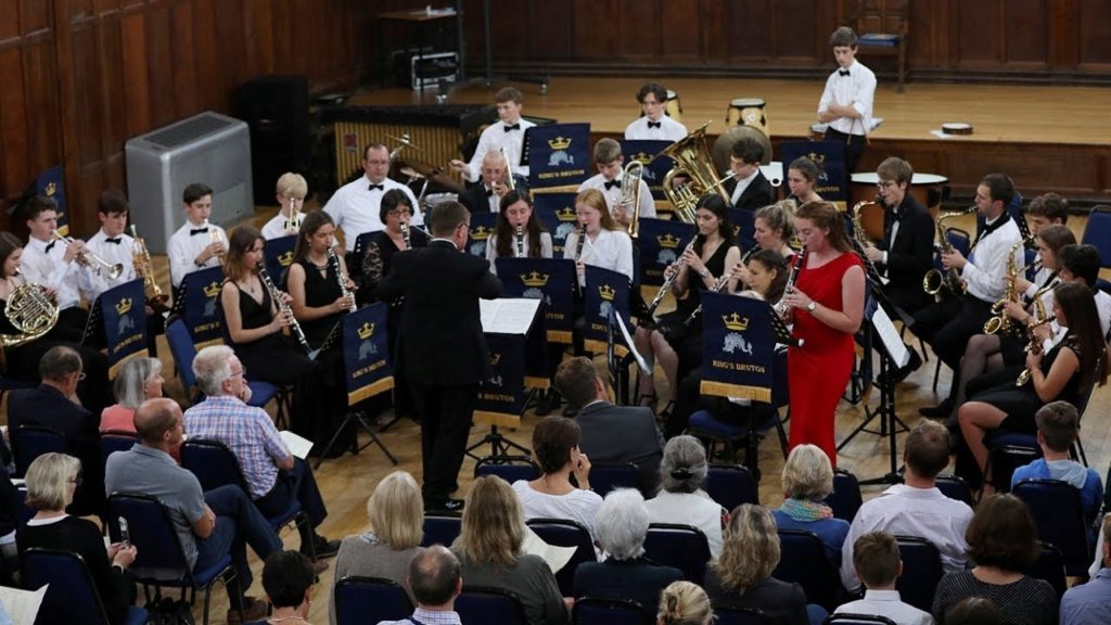Internat in England – Boarding Schools & Privatschulen in UK 327 Internat in England – Boarding Schools & Privatschulen in UK 177