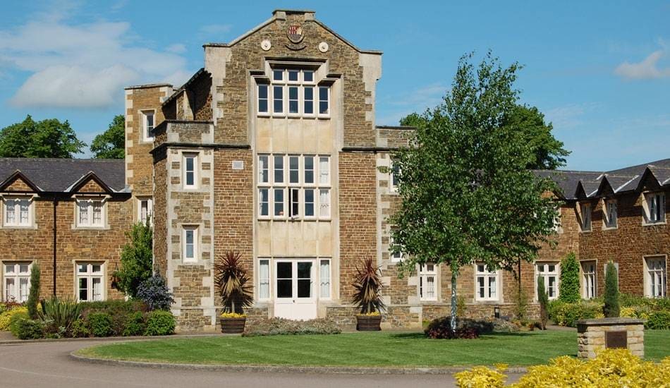 Internat in England – Boarding Schools & Privatschulen in UK 266 Internat in England – Boarding Schools & Privatschulen in UK 144