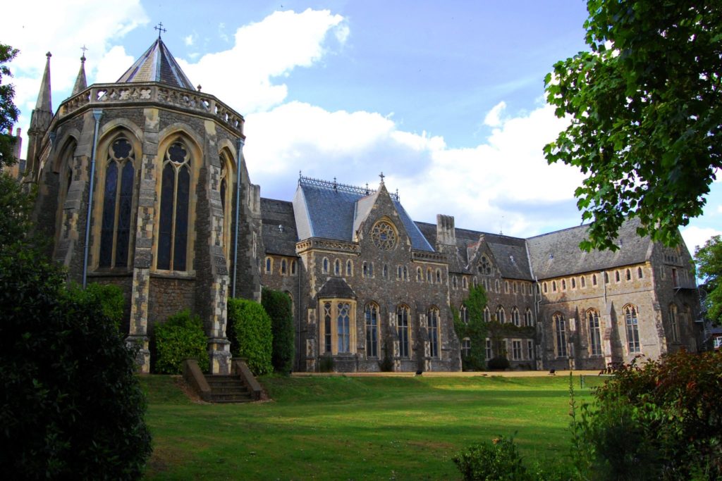 Internat in England – Boarding Schools & Privatschulen in UK 303 Internat in England – Boarding Schools & Privatschulen in UK 165