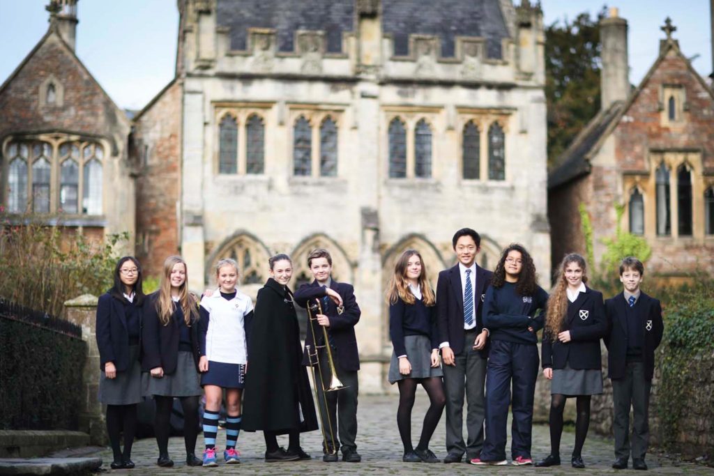 Internat in England – Boarding Schools & Privatschulen in UK 233 Internat in England – Boarding Schools & Privatschulen in UK 126