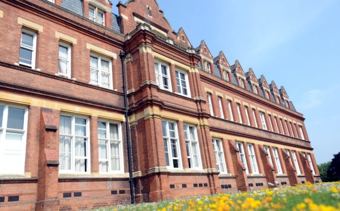 Internat in England – Boarding Schools & Privatschulen in UK 68 Dean Close School