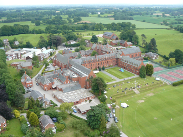 Internat in England – Boarding Schools & Privatschulen in UK 30 Internat in England – Boarding Schools & Privatschulen in UK 16