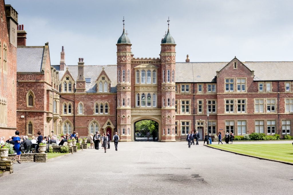 boarding schools in england        
        <figure class=