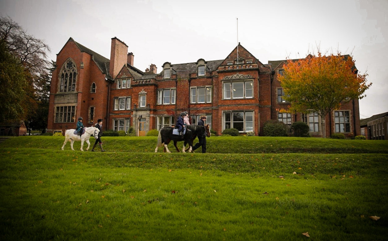 Internat in England – Boarding Schools & Privatschulen in UK 133 Abbotsholme Staffordshire