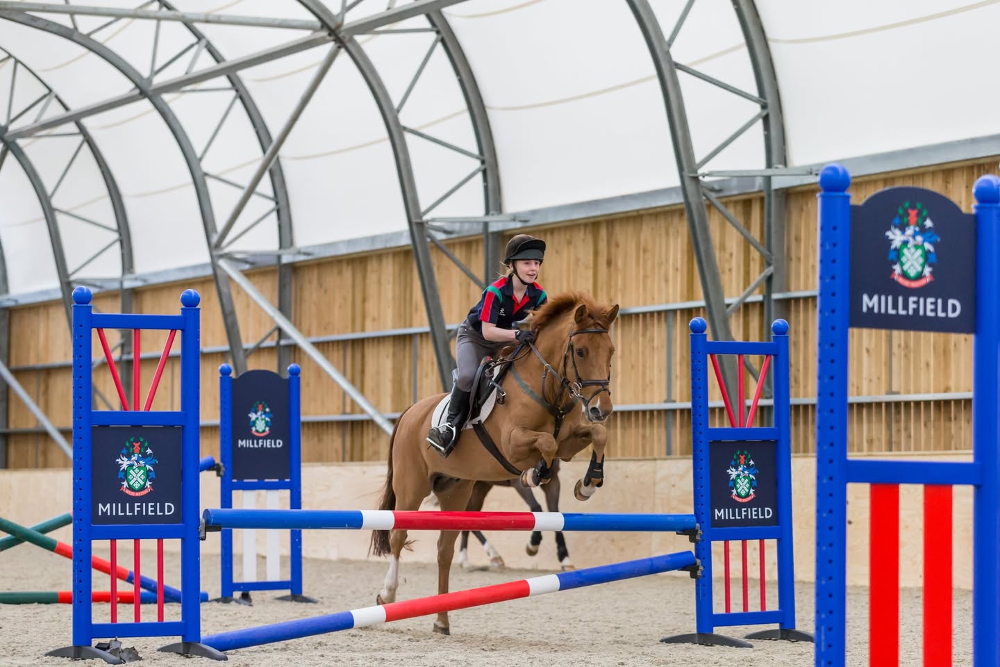 Reitinternate England