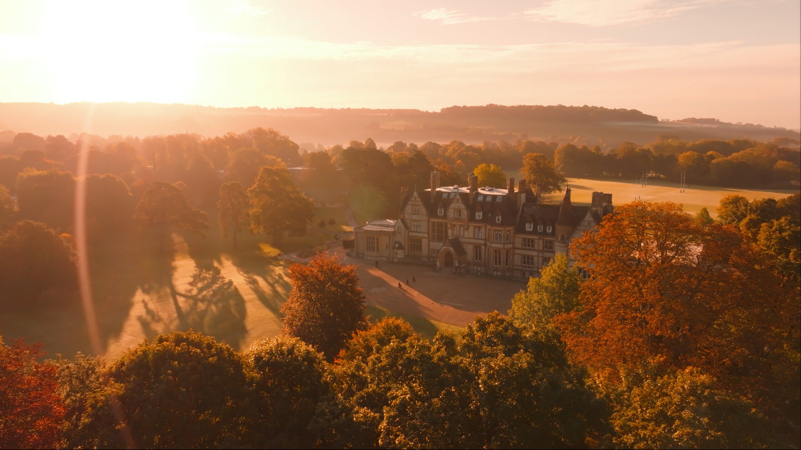 Clayesmore School