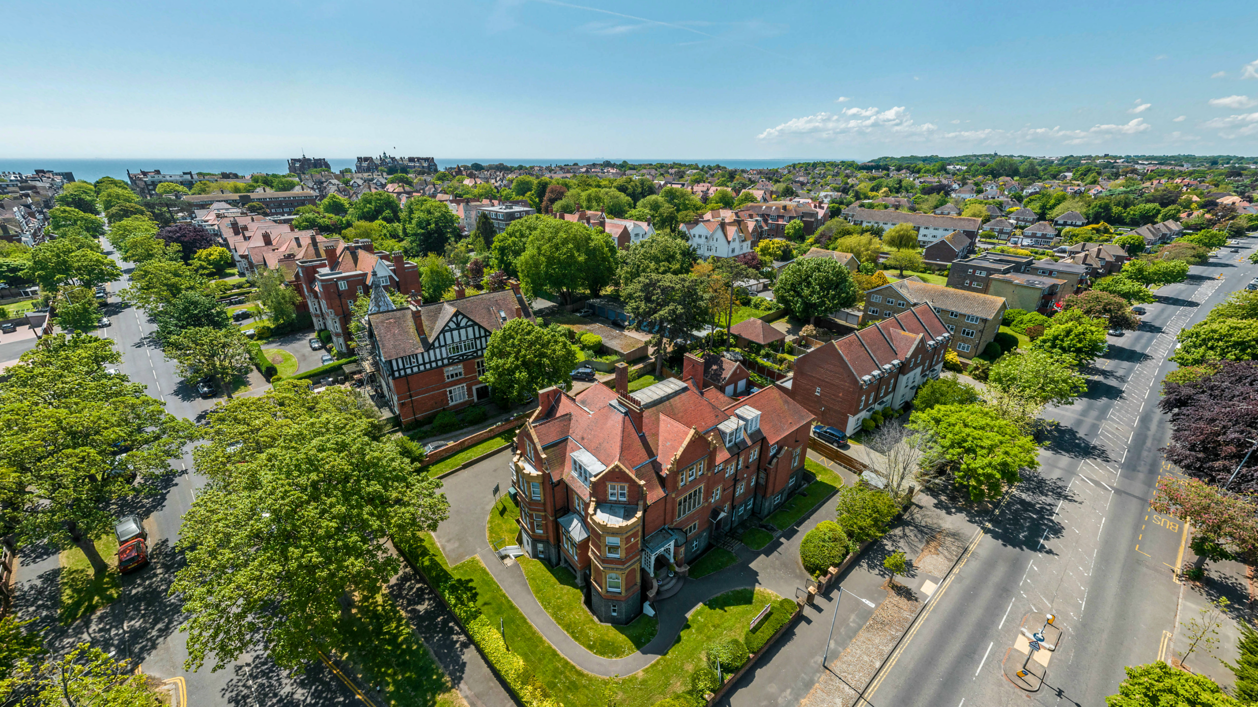 Earlscliffe College Earlscliffe College